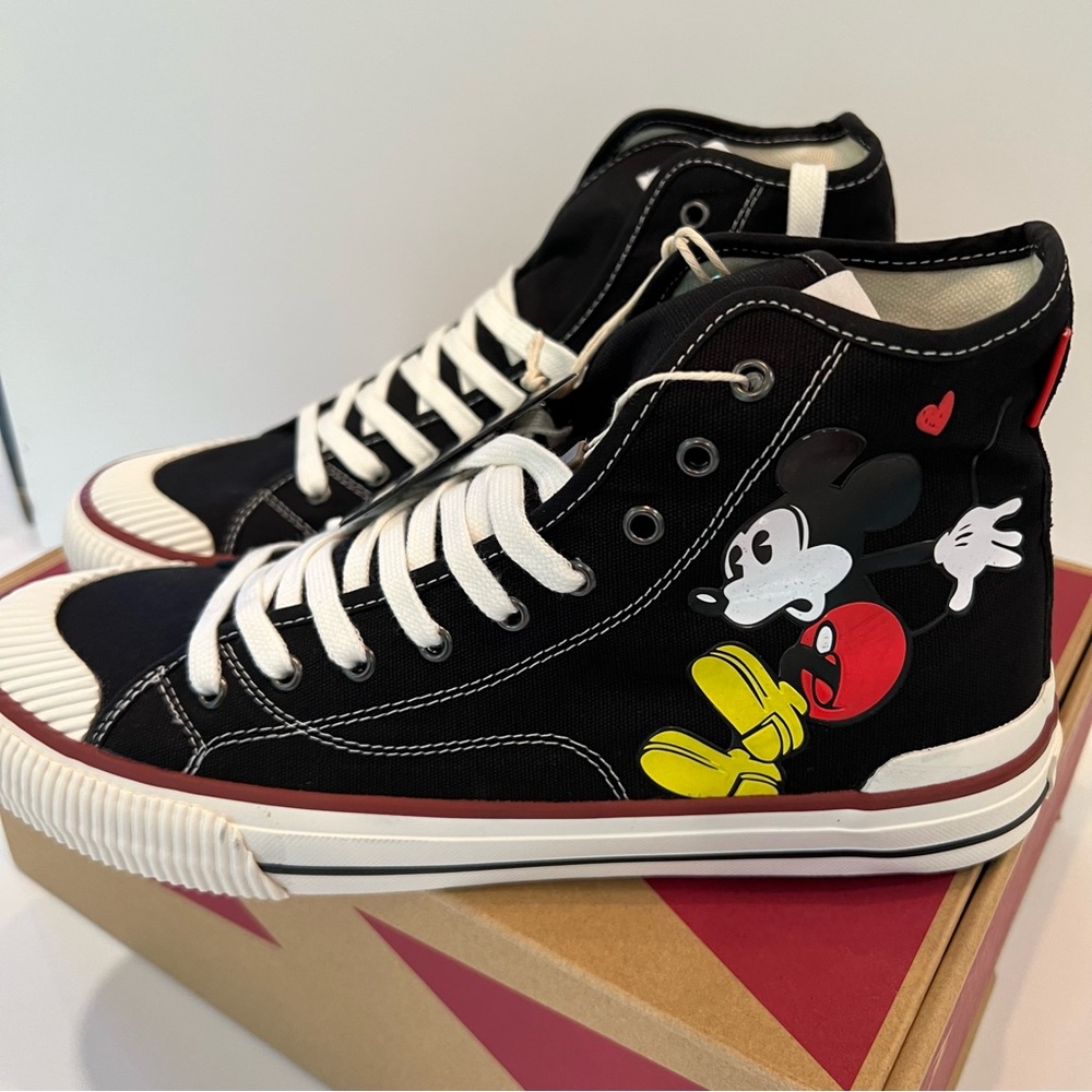 New Mickey Mouse Sneakers M 9.5 / 43 EUR / W 12 Canvas Disney MOA CONCEPT Hi-Top